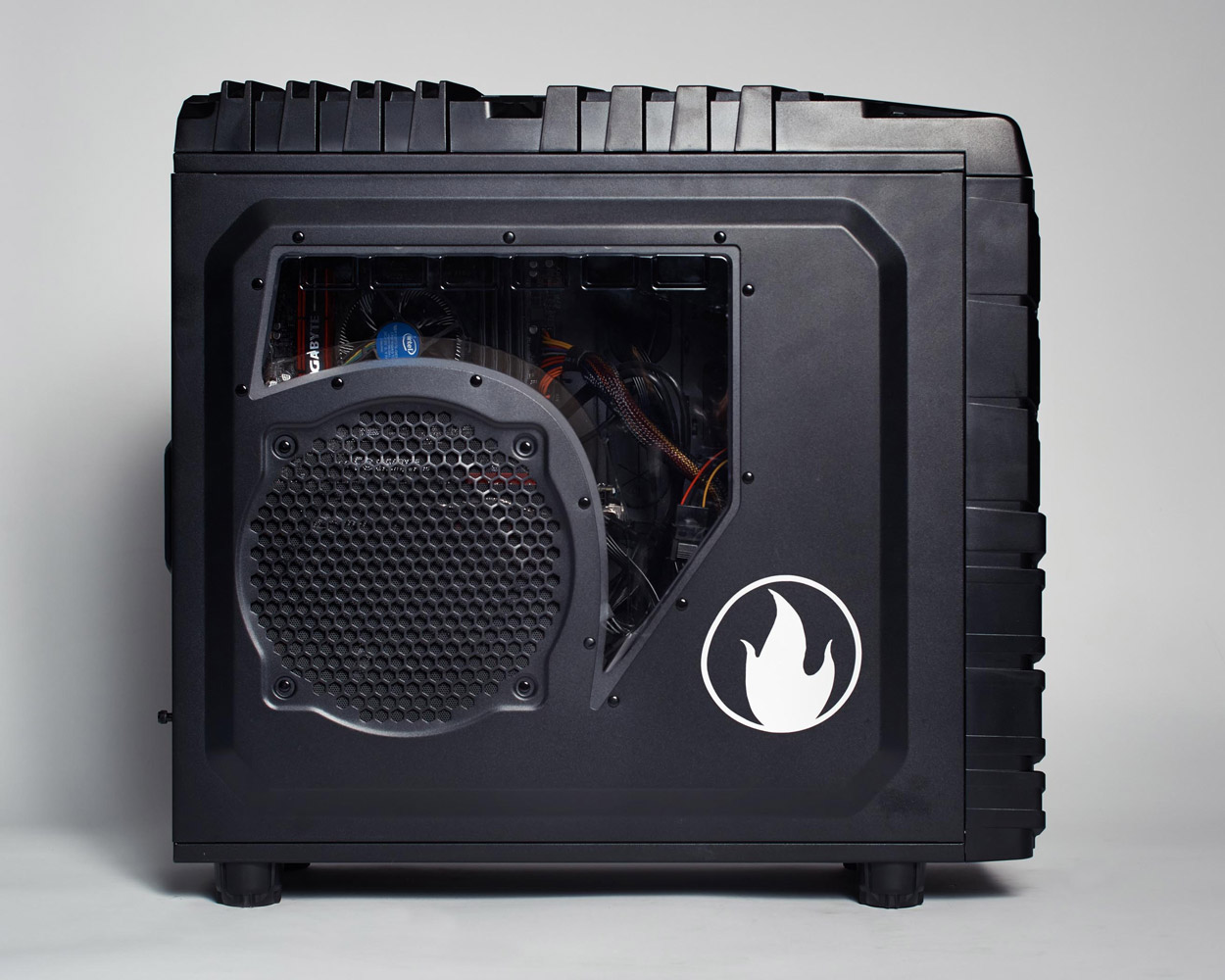 /images/projectimages/Case_Mods/images/201510_CaseMods_149.jpg