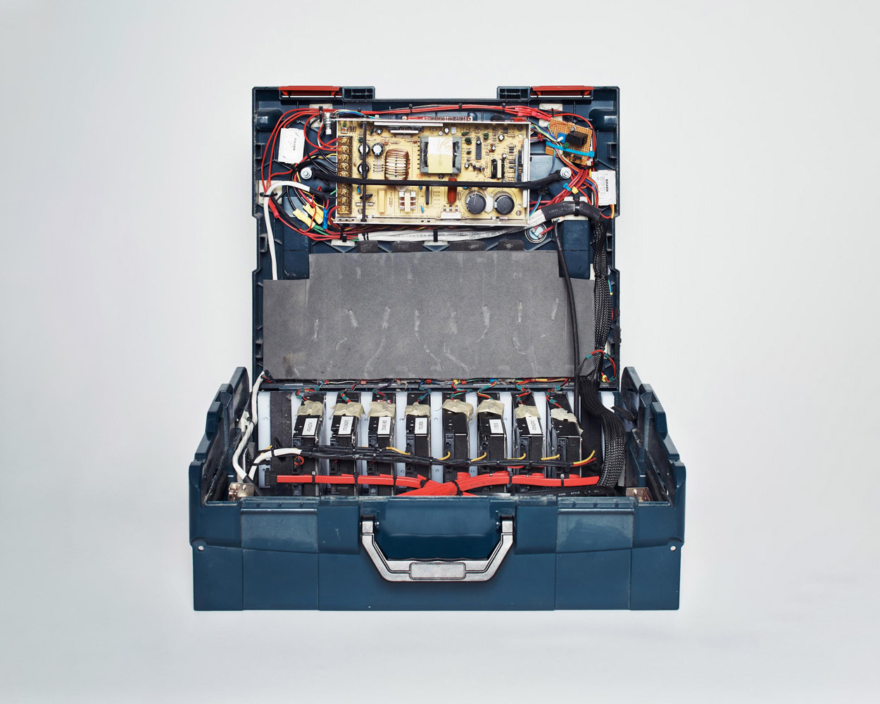/images/projectimages/Case_Mods/images/201510_CaseMods_250.jpg