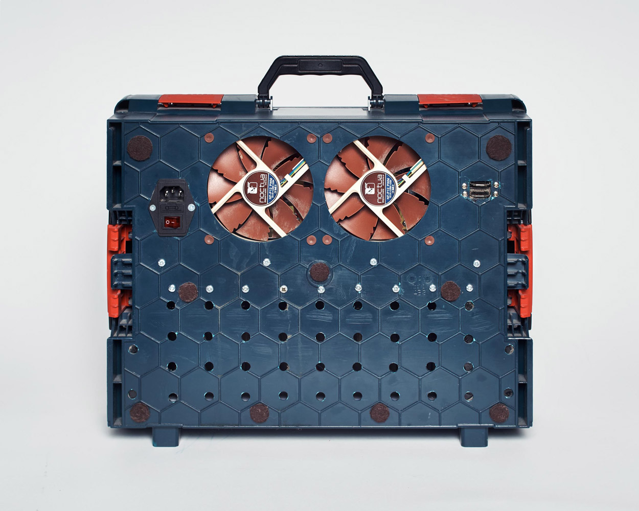 /images/projectimages/Case_Mods/images/201510_CaseMods_263.jpg