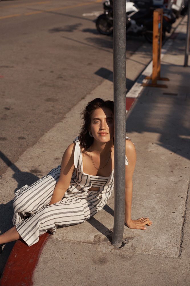 /images/projectimages/Levi's_Made_&_Crafted_SS/images_all/18_H1_LMC_4_W_090_RGB-3300x5100.jpeg
