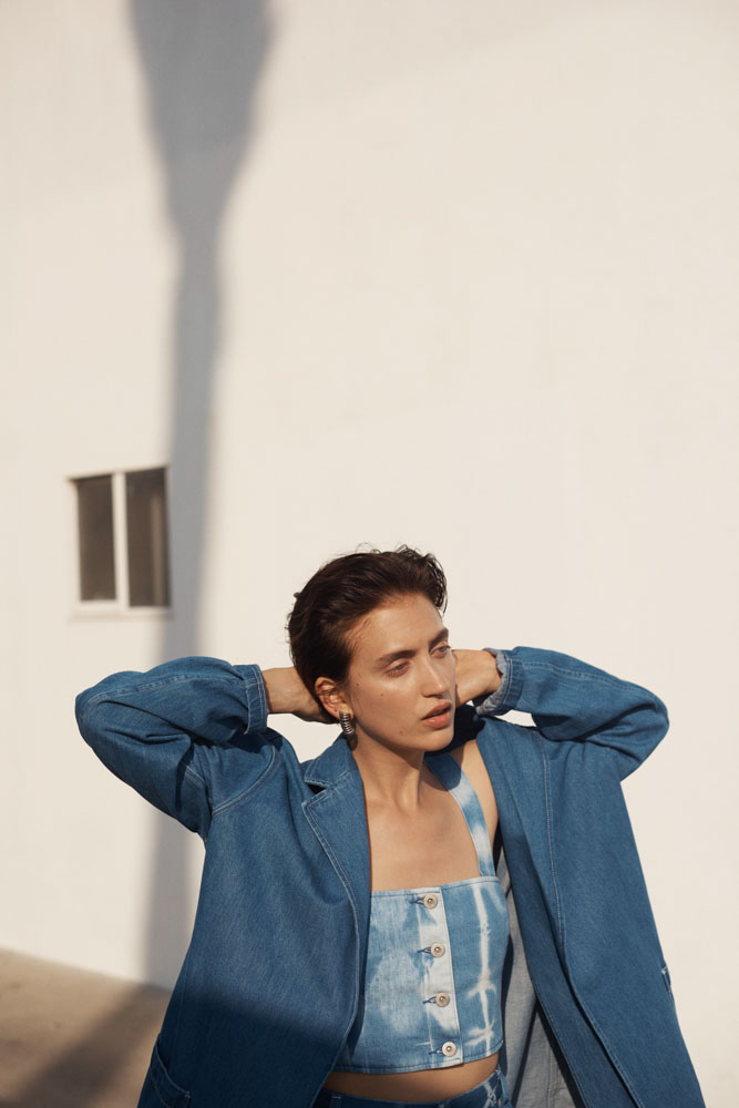 /images/projectimages/Levi's_Made_&_Crafted_SS/images_all/18_H1_LMC_5_W_084_RGB-3300x5100.jpeg